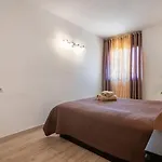 Apartment Torres Del Sol 1a002 Los Cristianos (Tenerife)