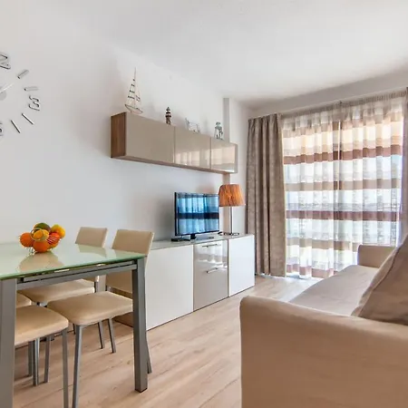 Torres Del Sol 1a002 Лос Кристианос